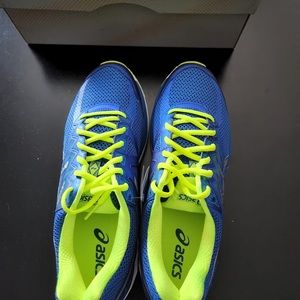 Asics gt 2000-4 size 11